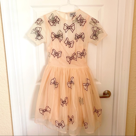 ASOS Dresses & Skirts - Blush Bow Tulle Dress